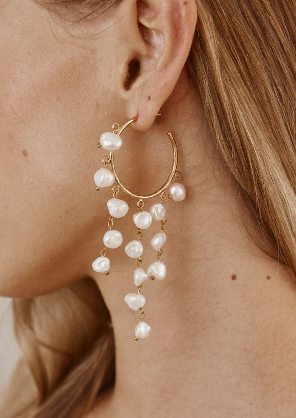 Ella Hoops Pearl