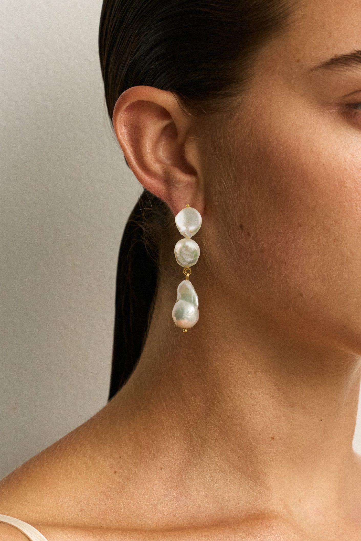 Allegra Earrings Pearl