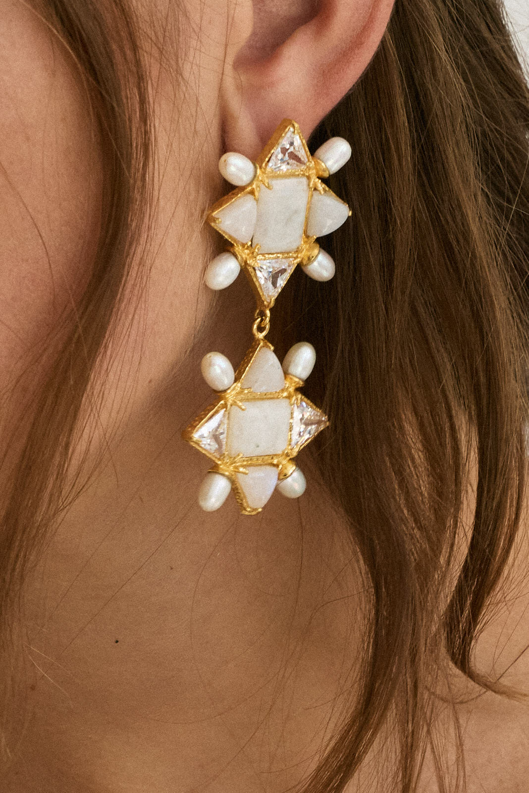 Ariadne Earrings White