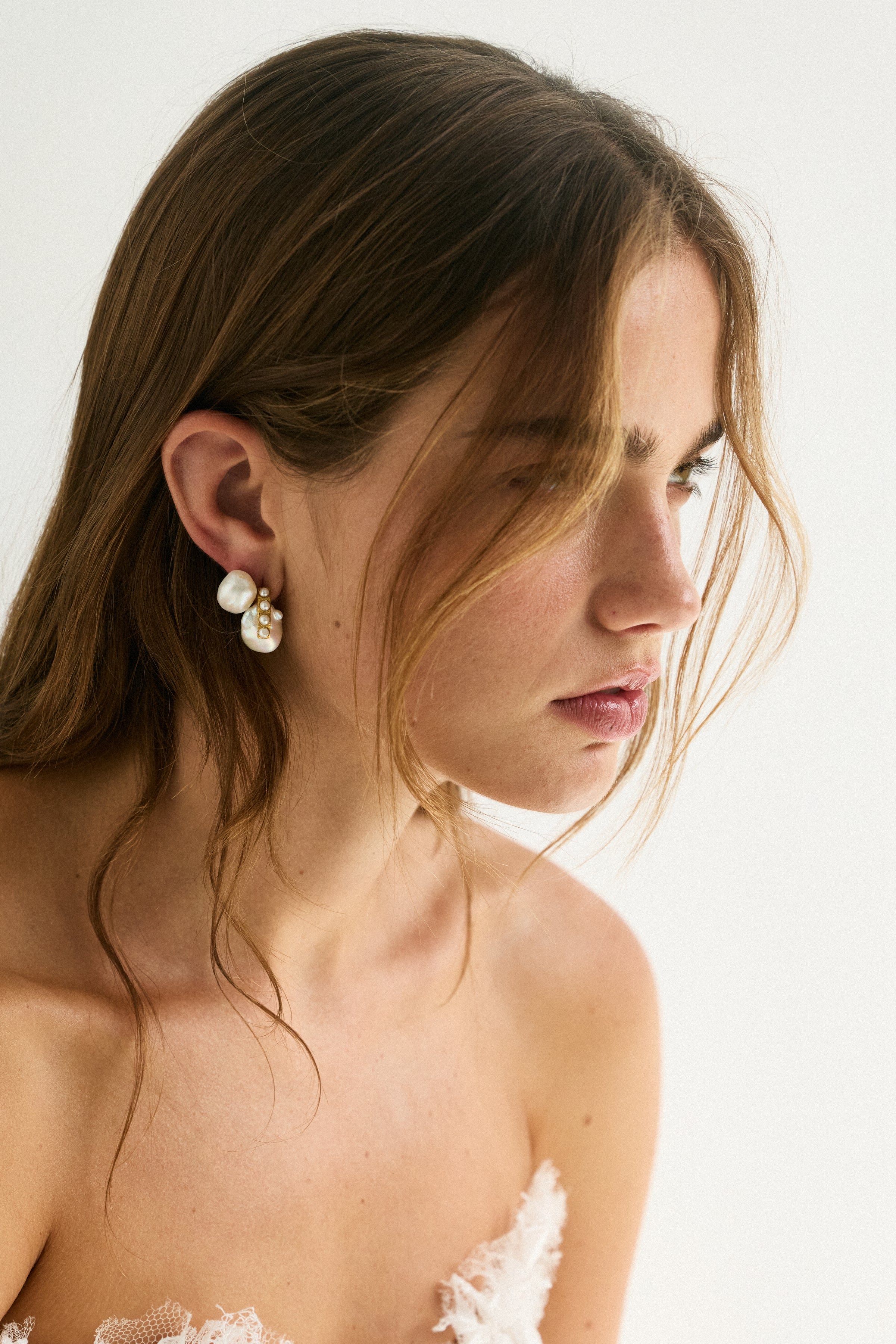 Audrey Earrings Pearl