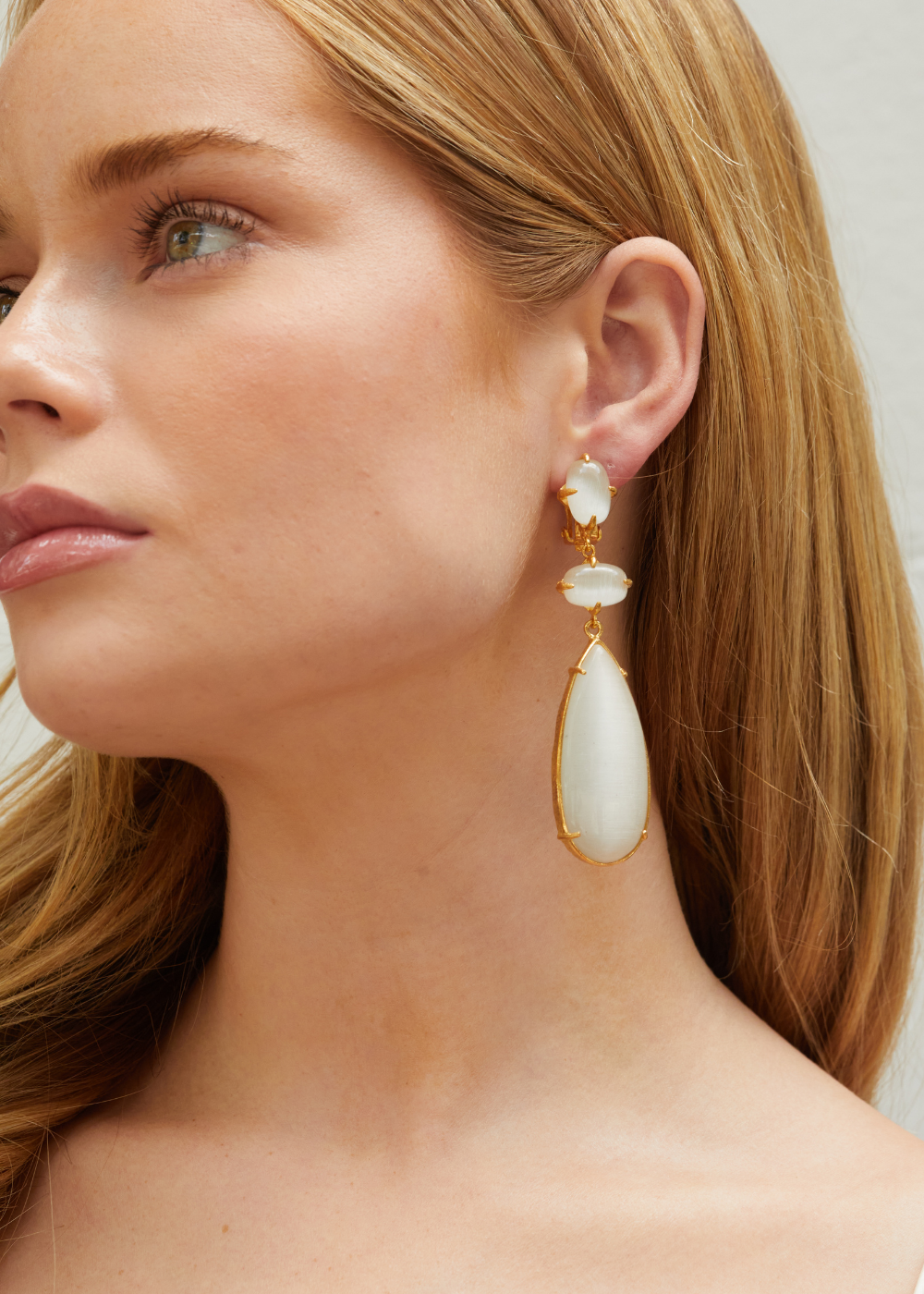 Francesca Earrings White