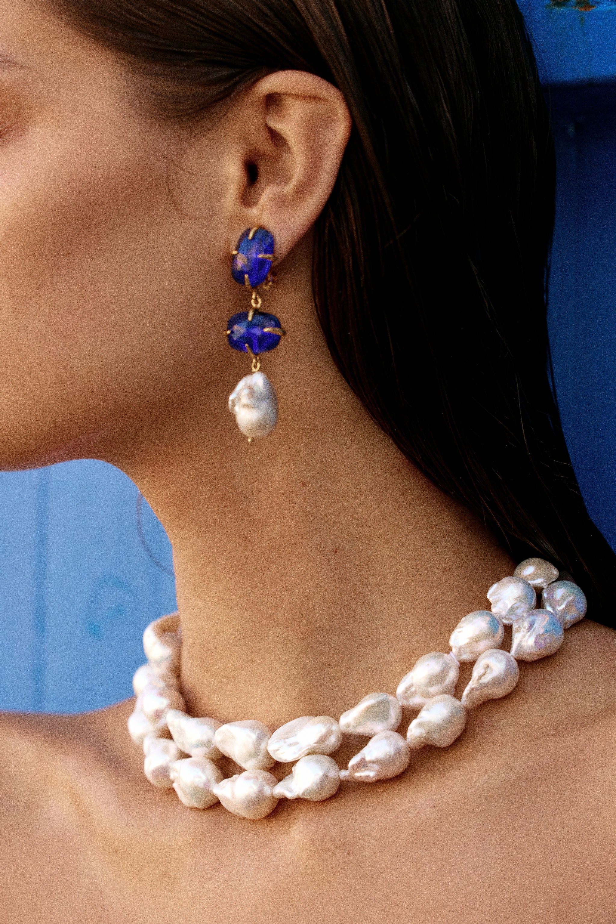 Gia Earrings Dark Blue