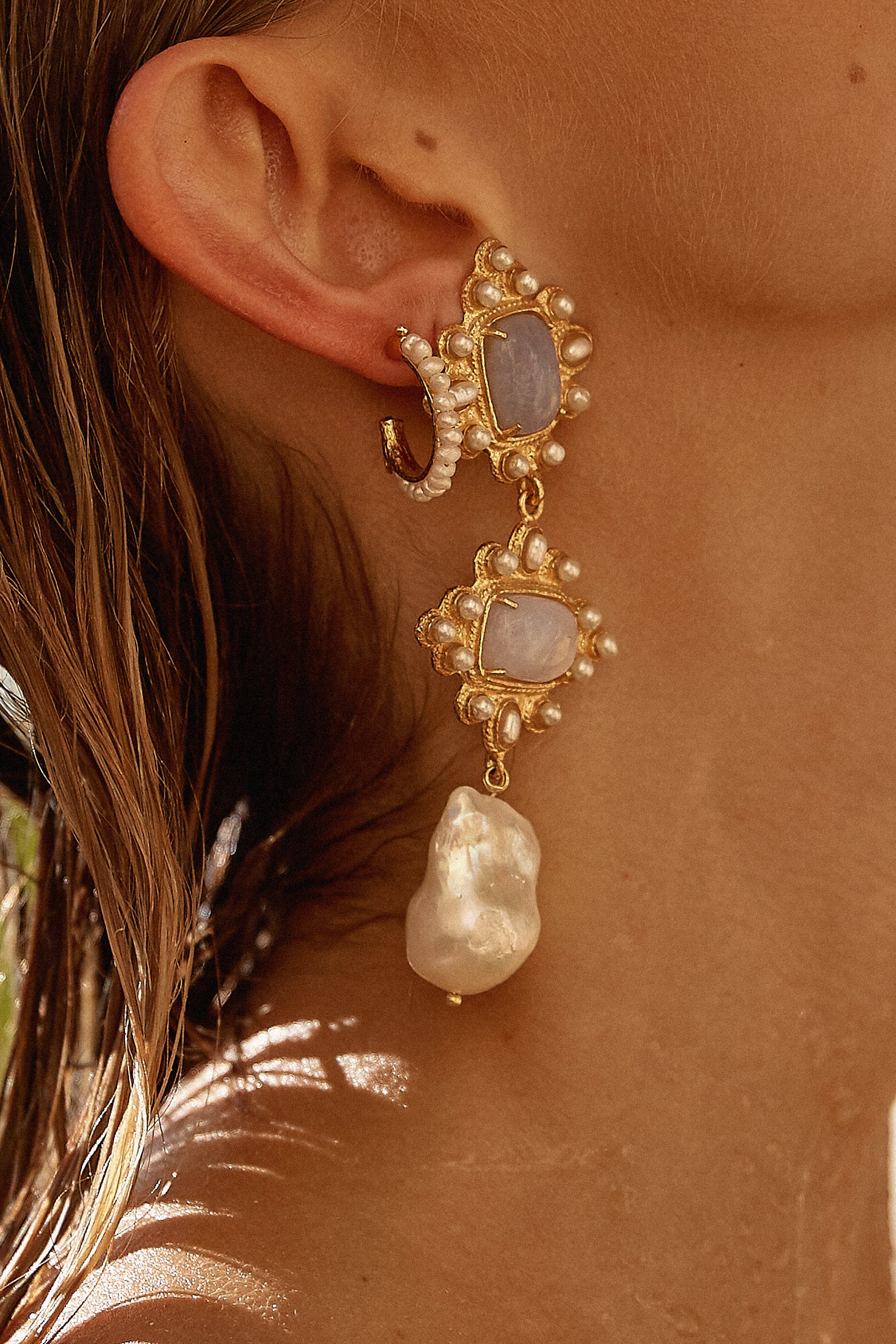 Charlotte Earrings White