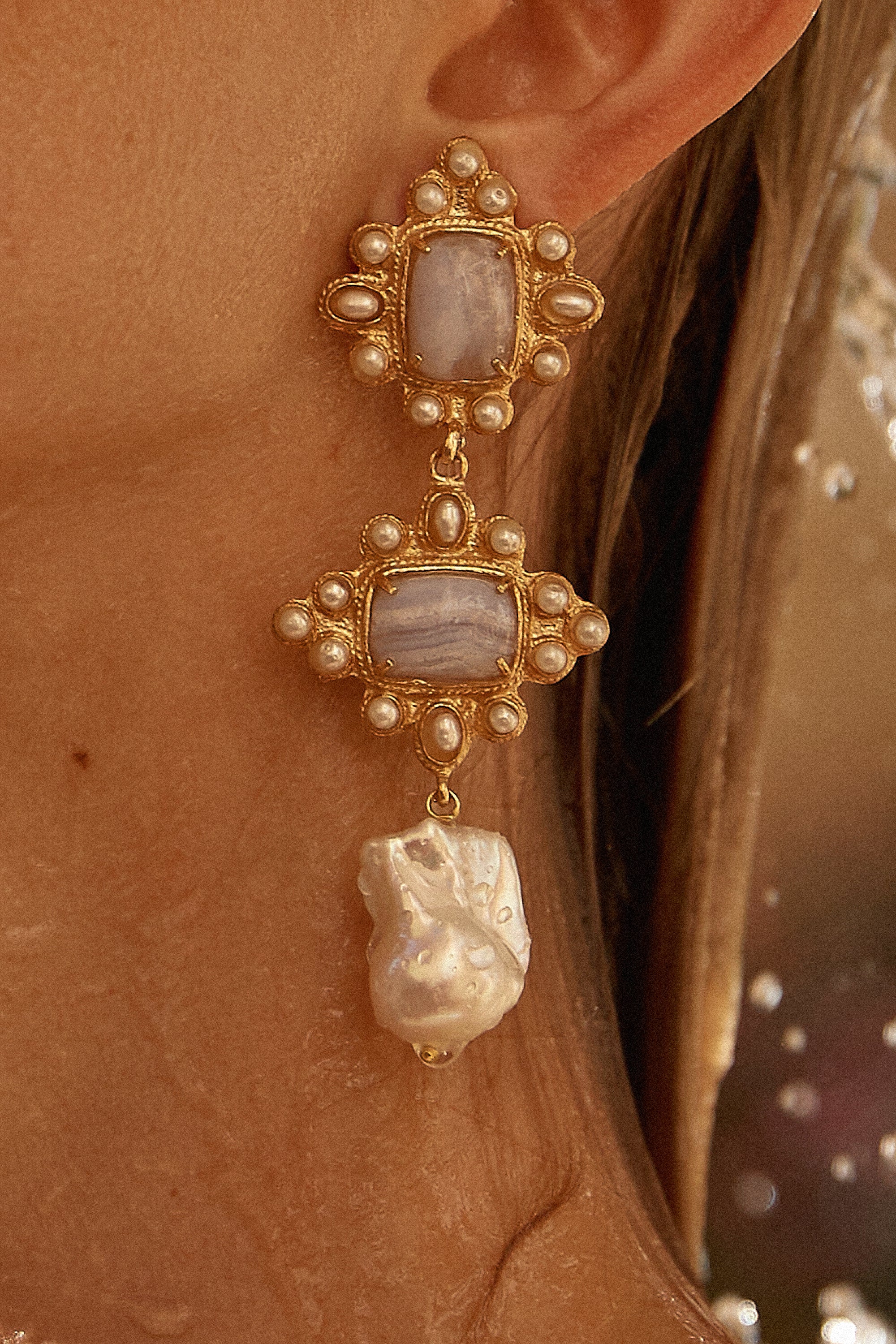 Charlotte Earrings White