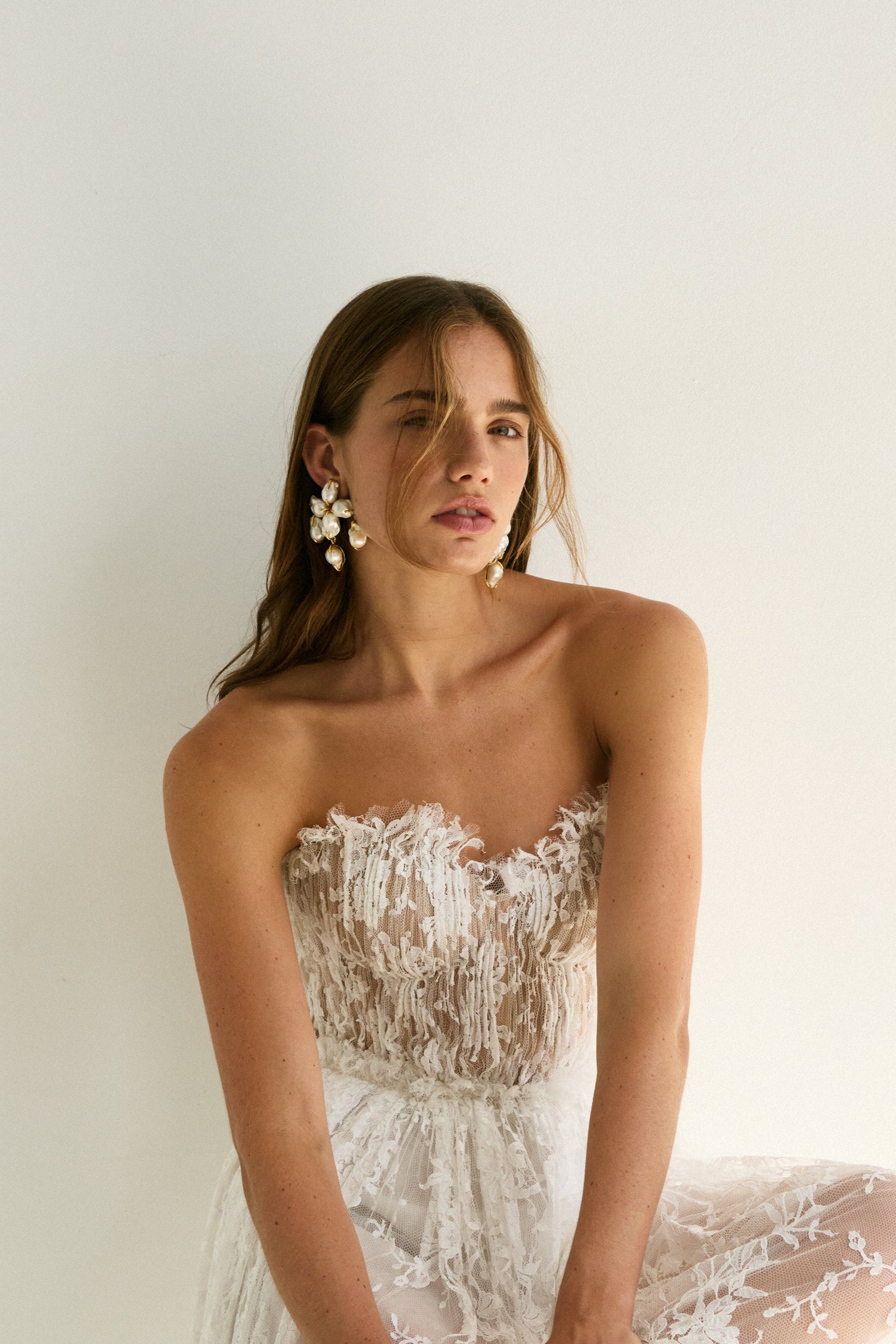 Delphine Earrings Pearl