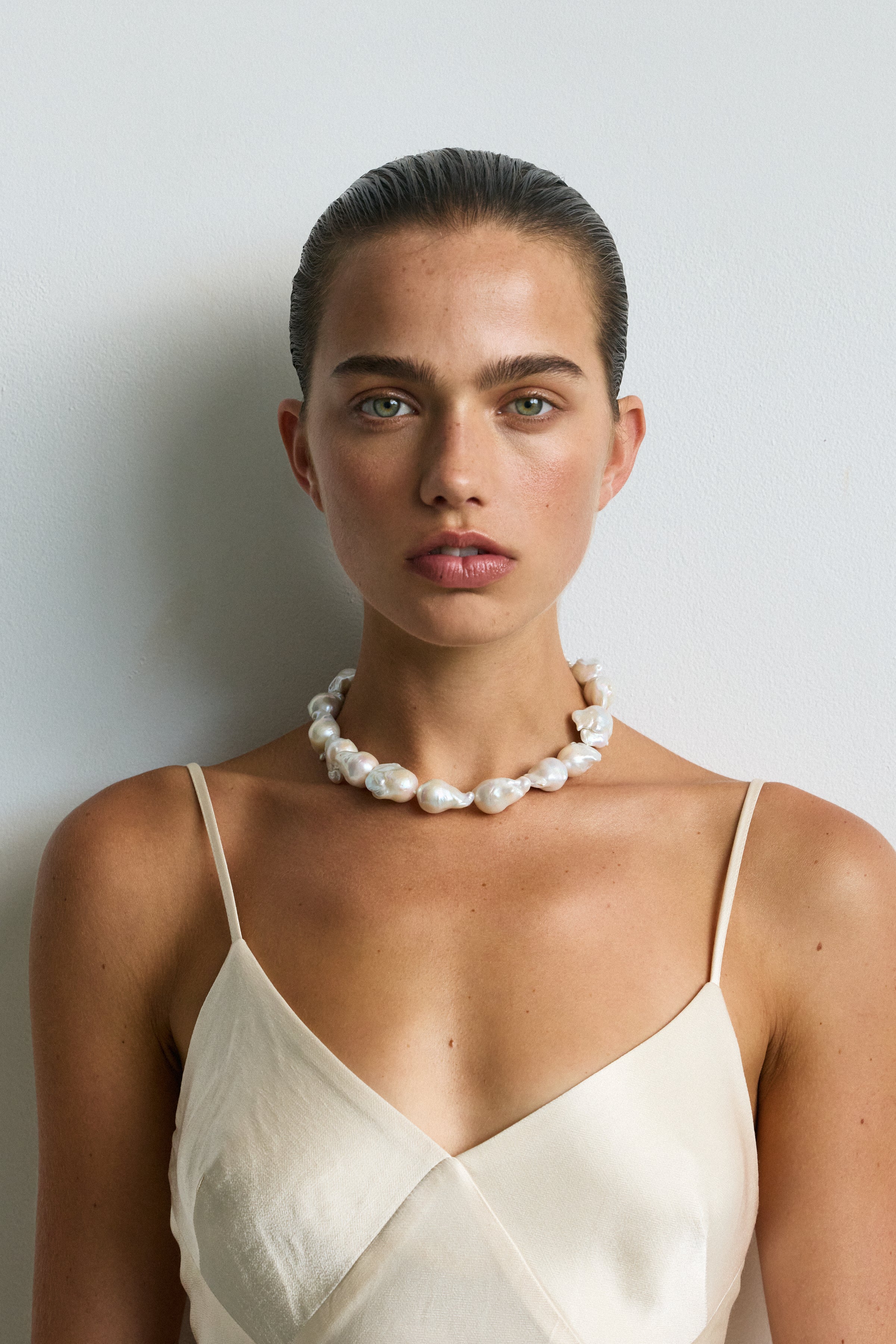 Isabetta Necklace Pearl