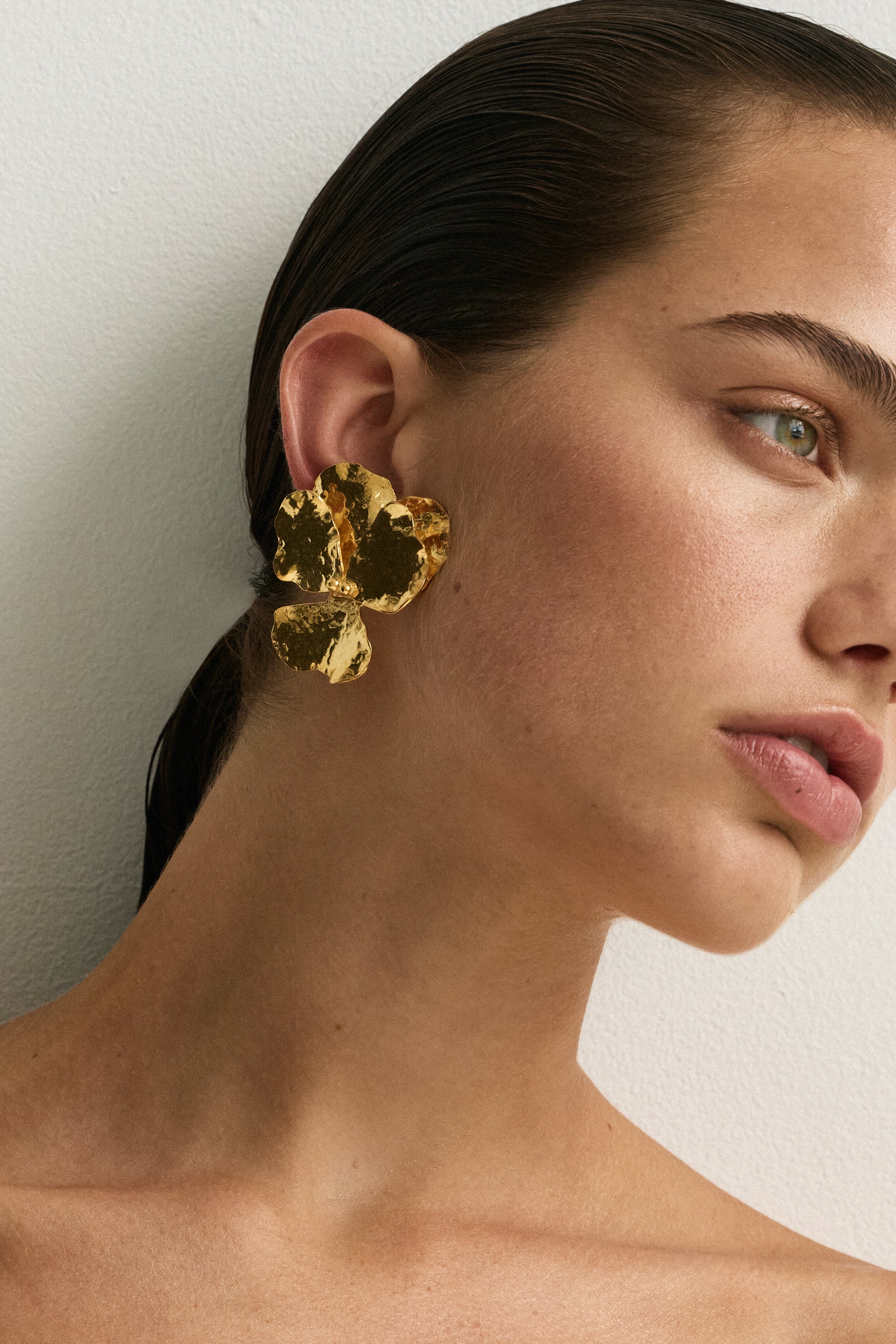 Mia Earrings Gold