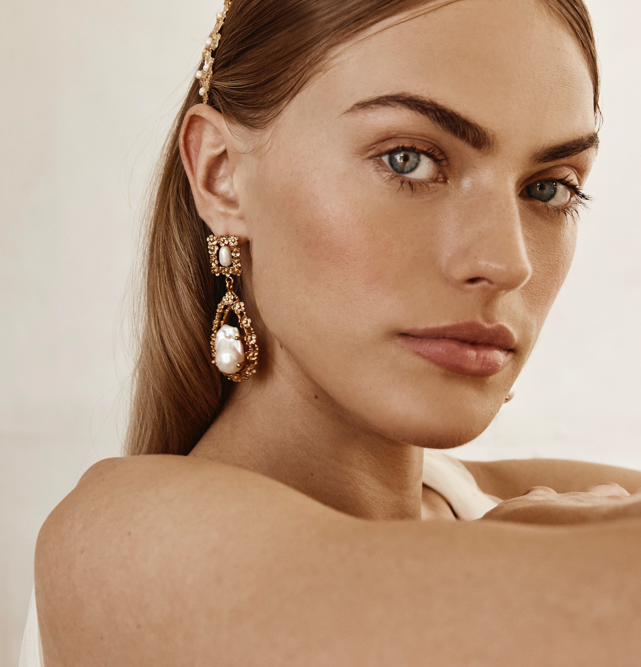 Giselle Earrings Pearl