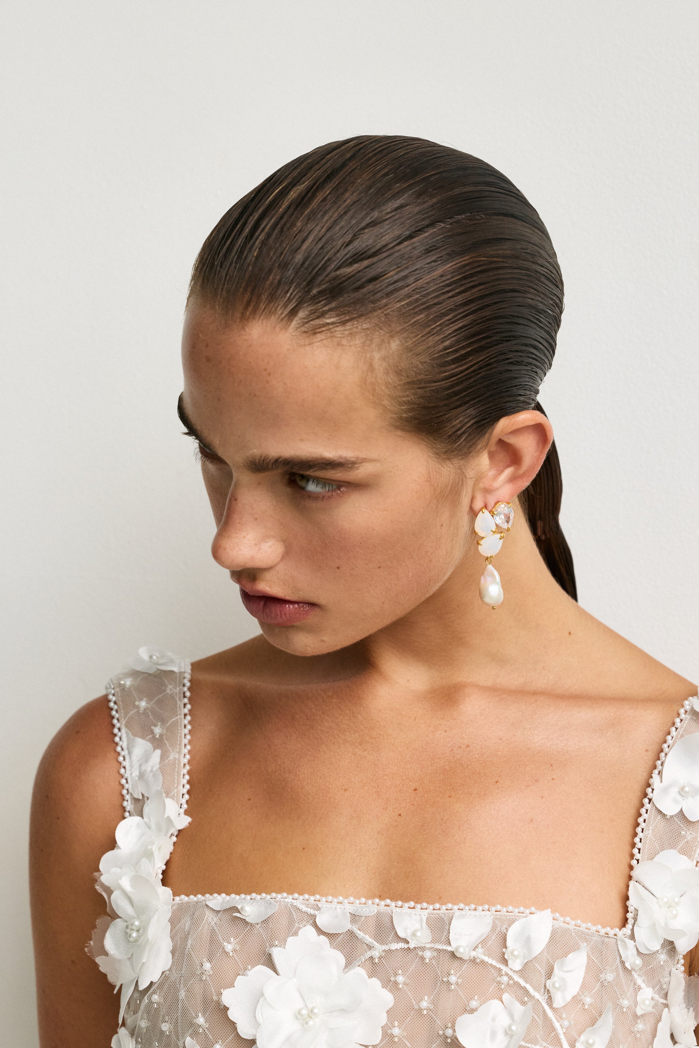 Tatiana Earrings White