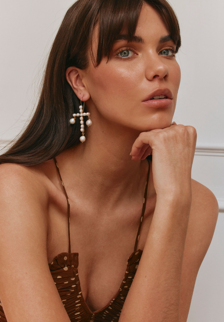 Stefania Earrings Pearl