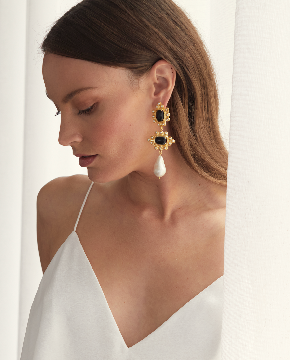 Graciela Earrings Black