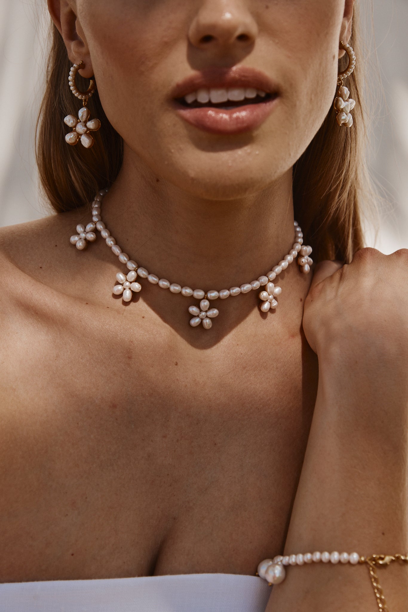 Anais Necklace Pearl