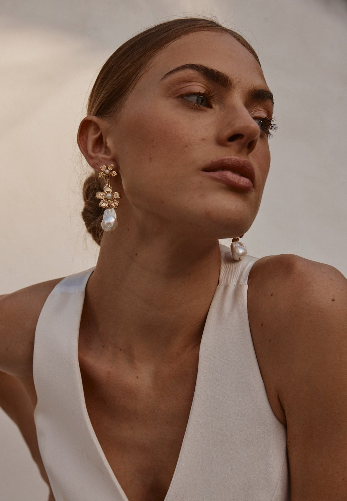 Vivienne Earrings Gold