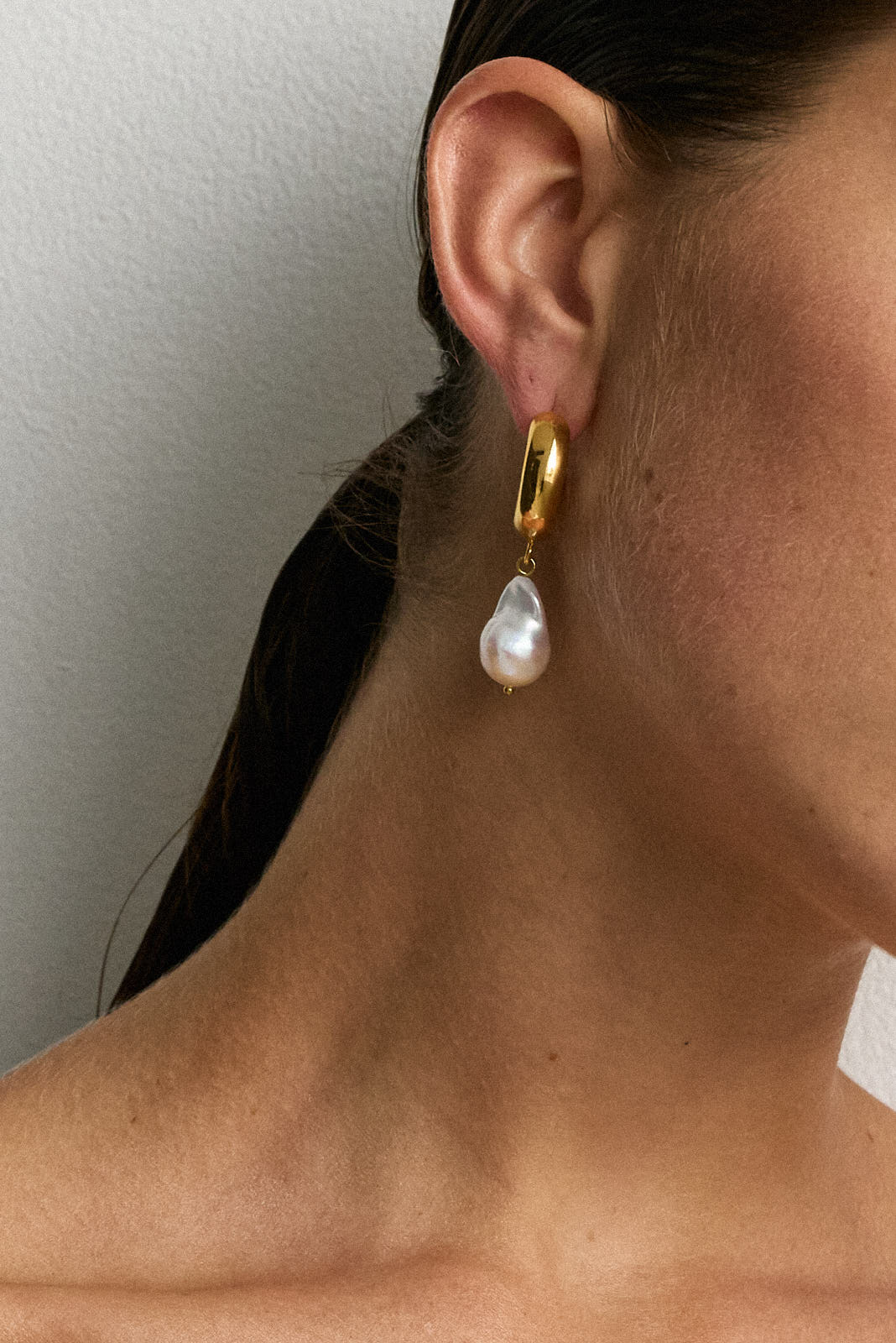 Laia Hoops Gold