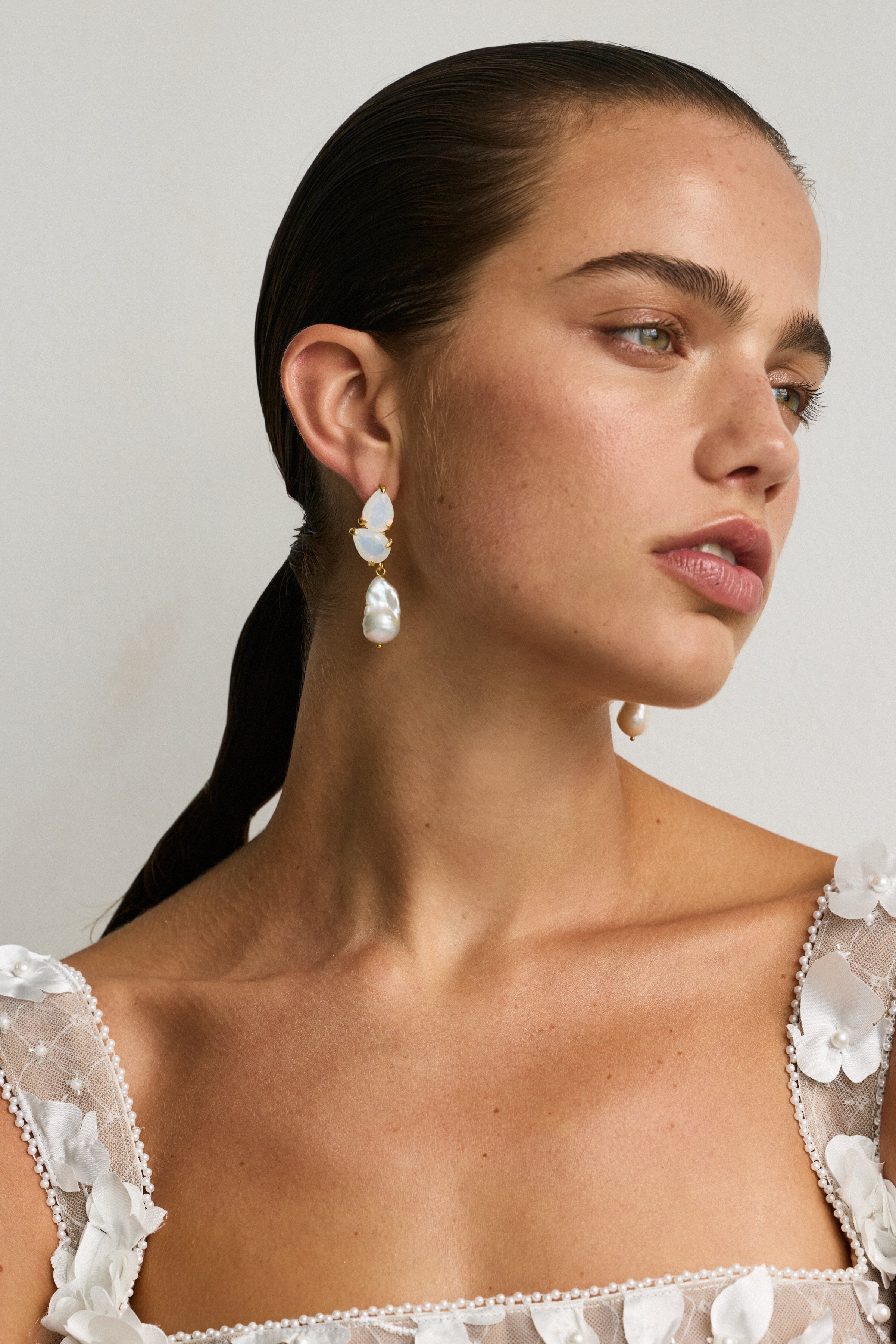 Tatiana Earrings White