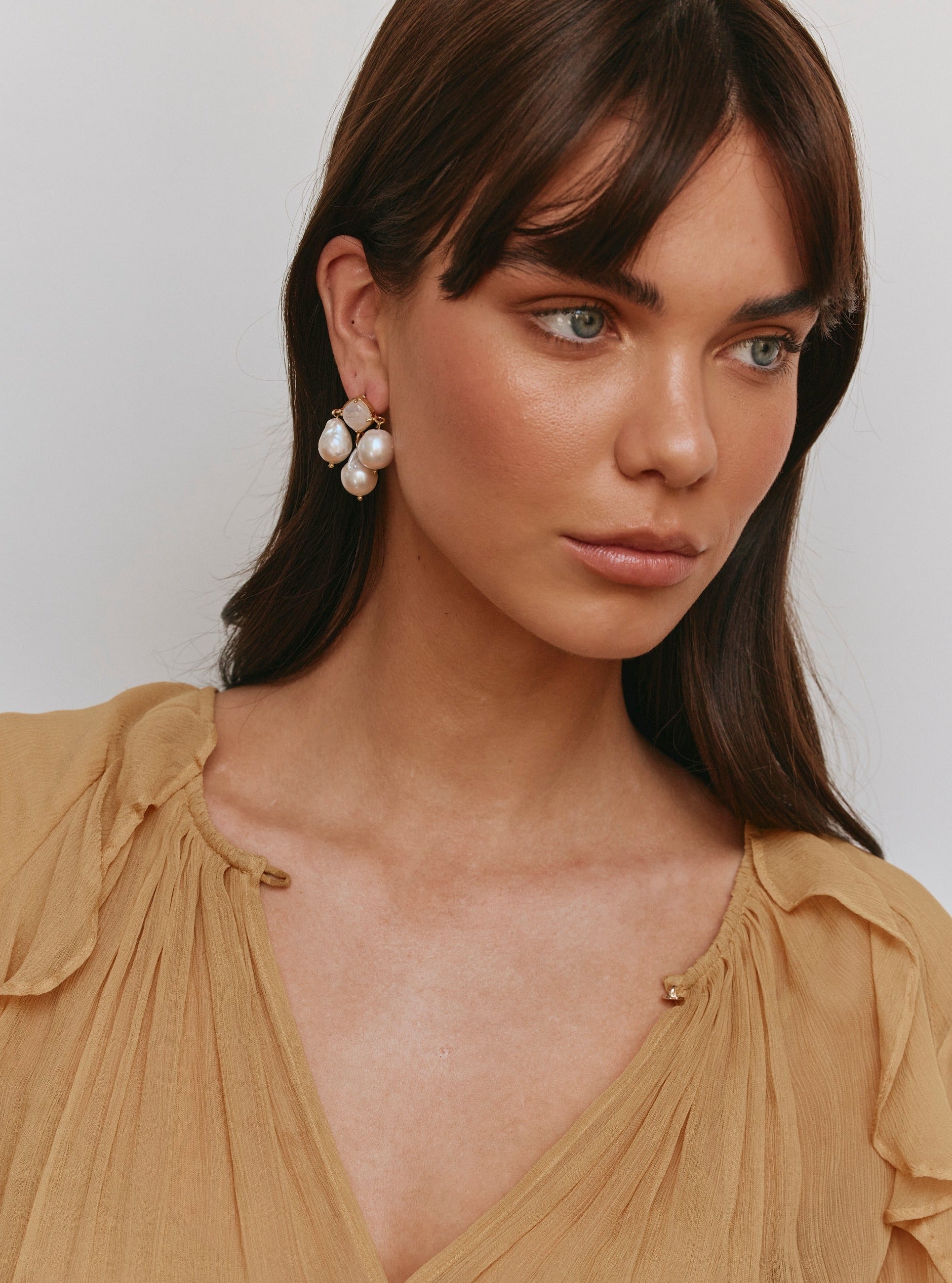 Ludovica Earrings White