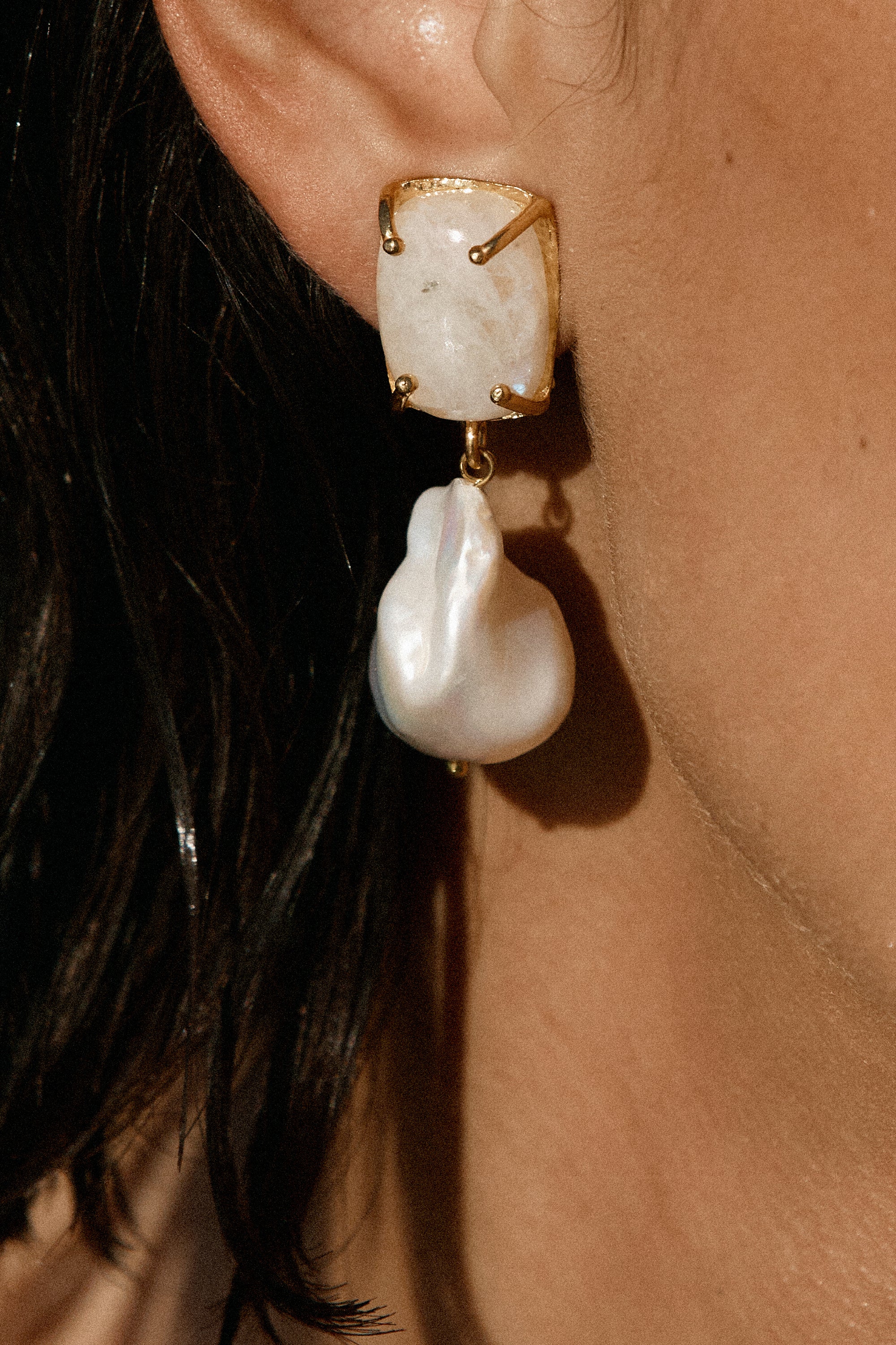 Piccola Earrings White