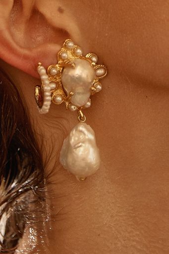 Amalita Earrings Pearl