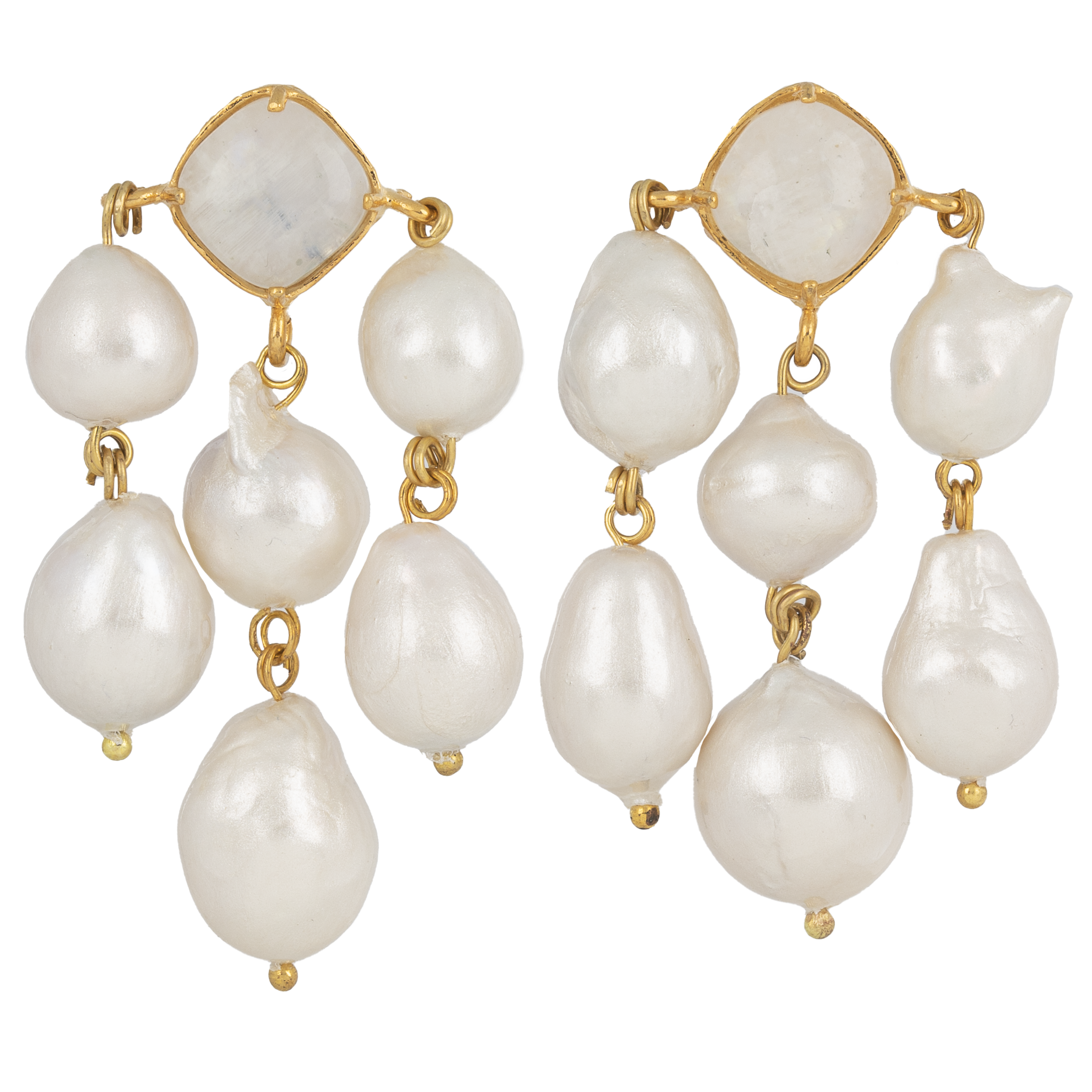 Esmeralda Earrings White