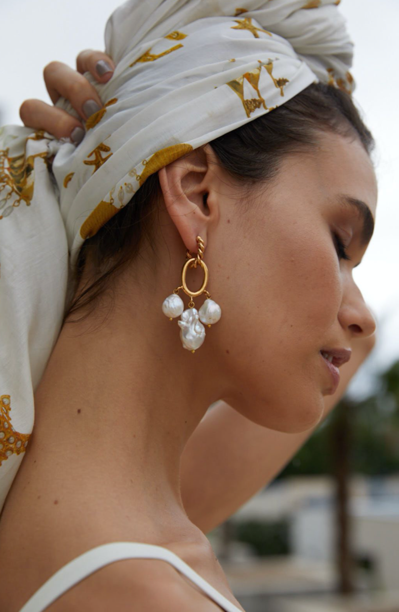 Ivy Earrings Gold & Pearl