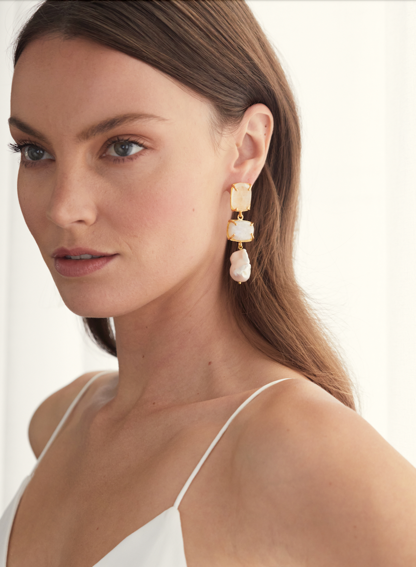 Loren Earrings White